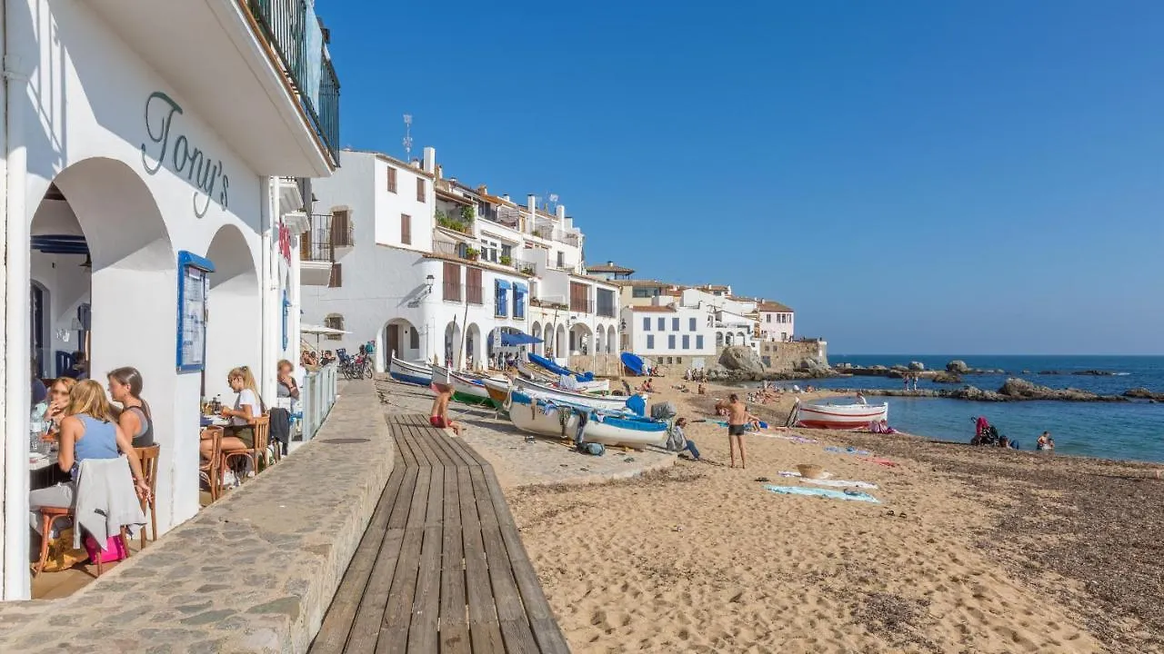 Ana1 - Llafranc Apartment